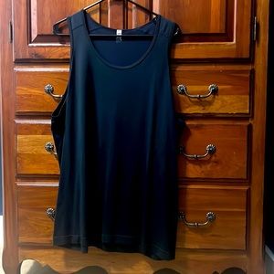 Lululemon men’s tank